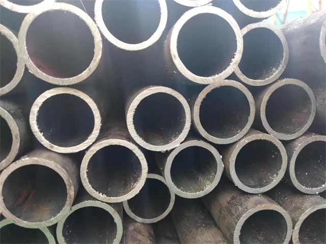 绥化10#结构用无缝钢管