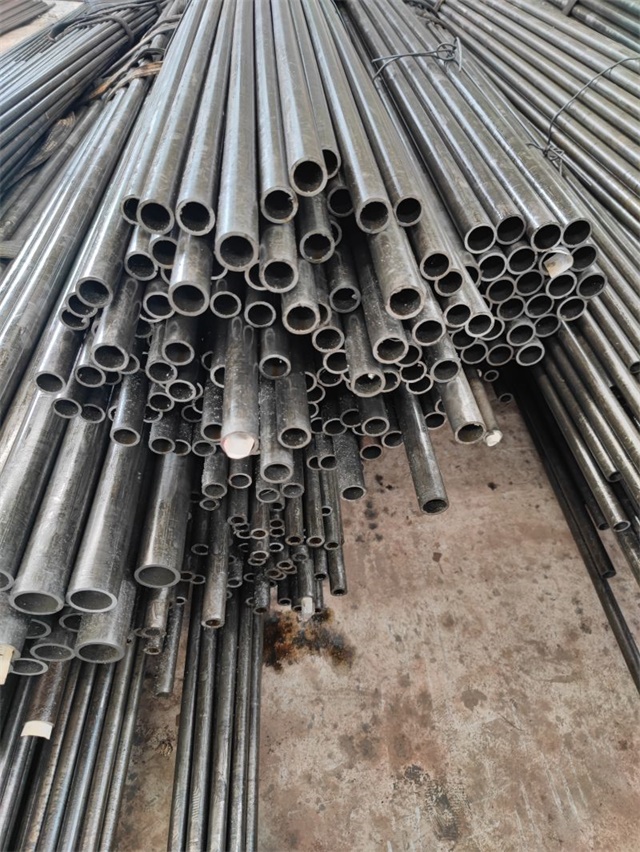 绥化精密光亮无缝钢管厂